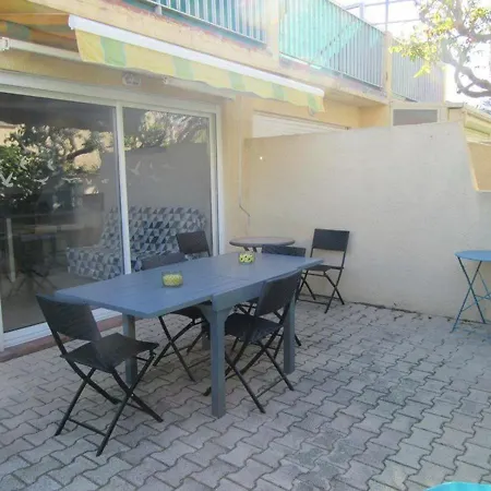 Climatisé Avec Grande Terrasse, Proche Plages Et équipé Pour 5 Personnes - Fr-1-326-657 Appartamento