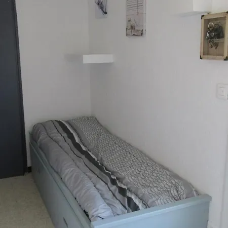 Climatisé Avec Grande Terrasse, Proche Plages Et équipé Pour 5 Personnes - Fr-1-326-657 *